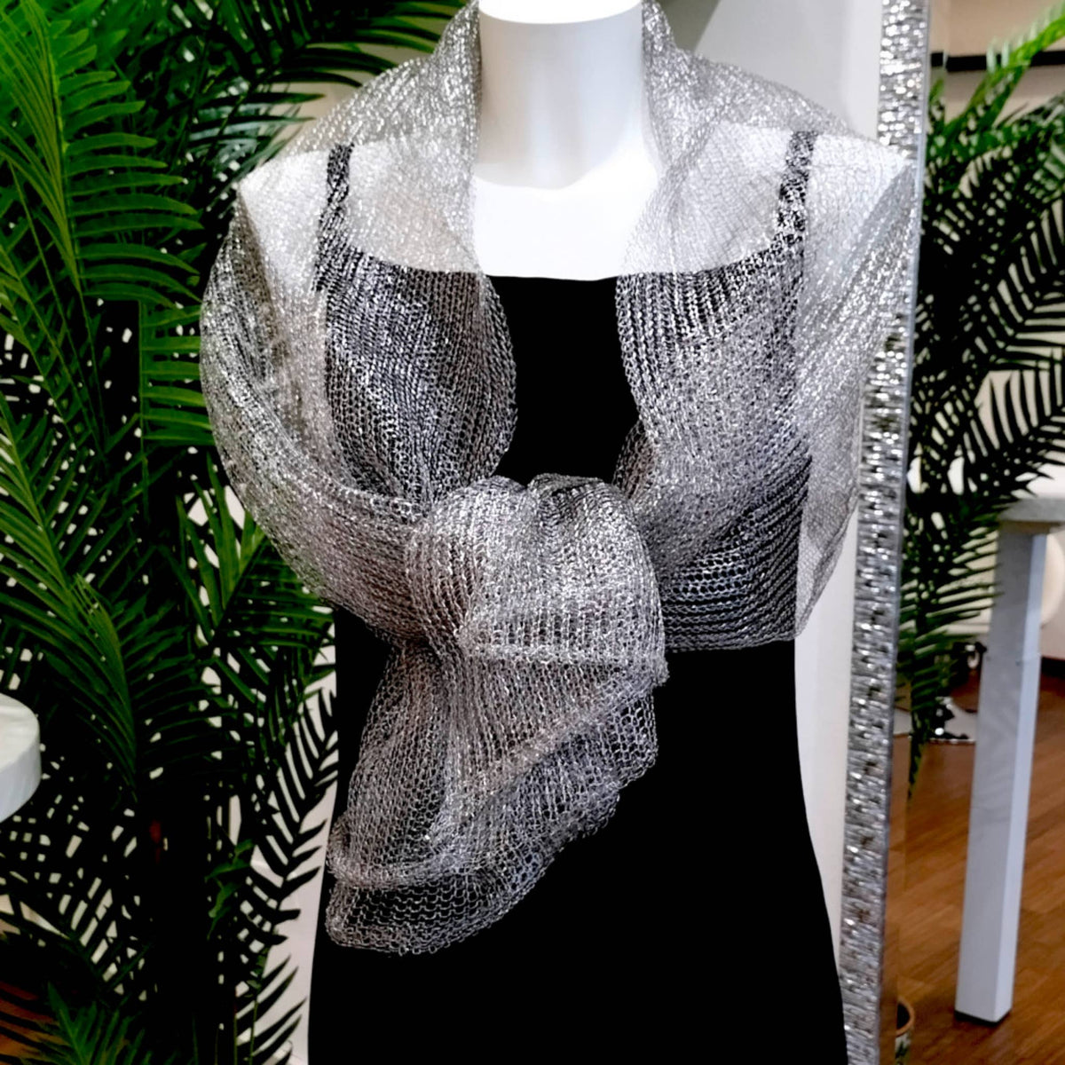 Rosalba Steel Scarf - Handmade in Italy