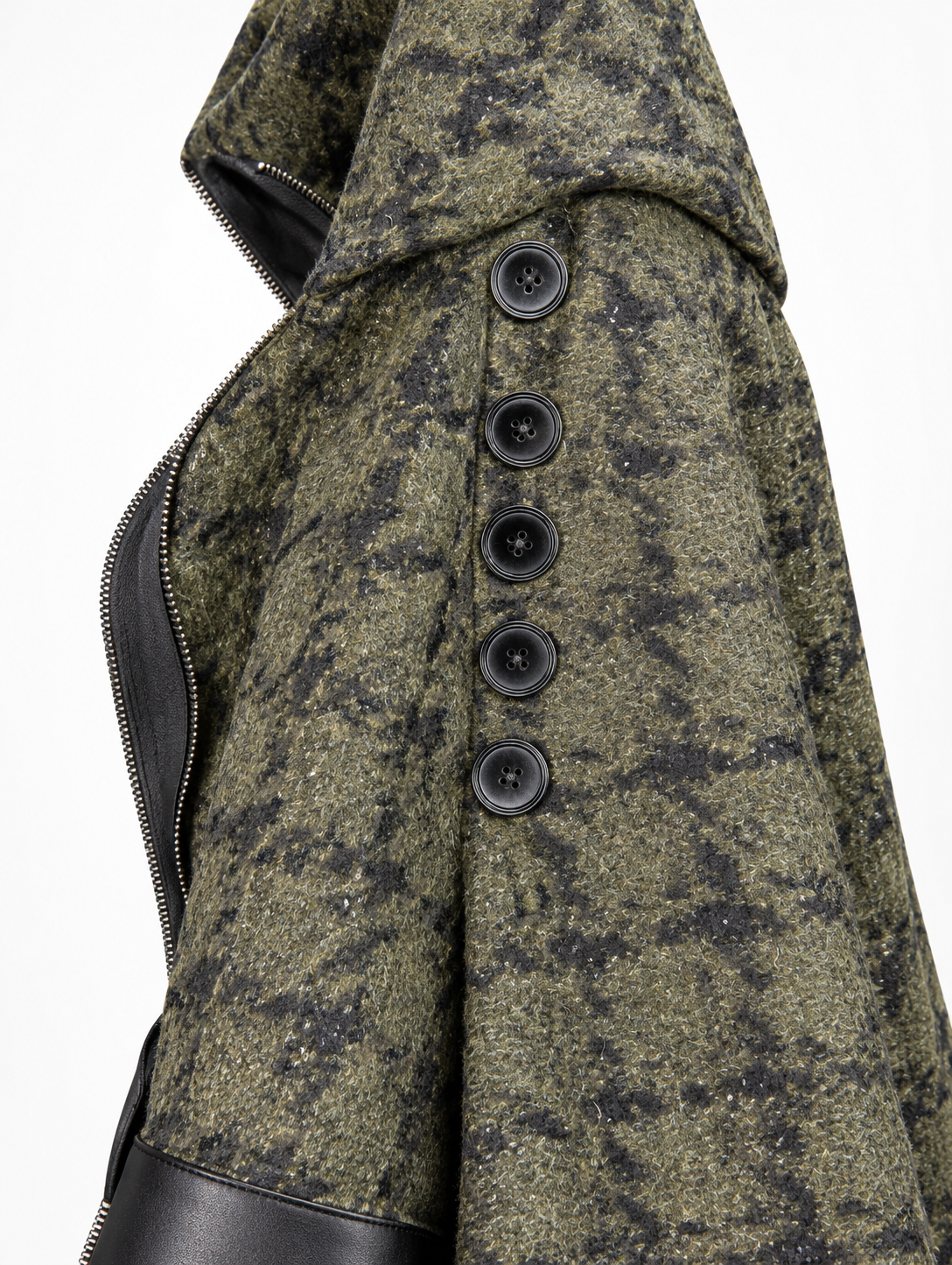 Matilda Houndstooth Magic Cape